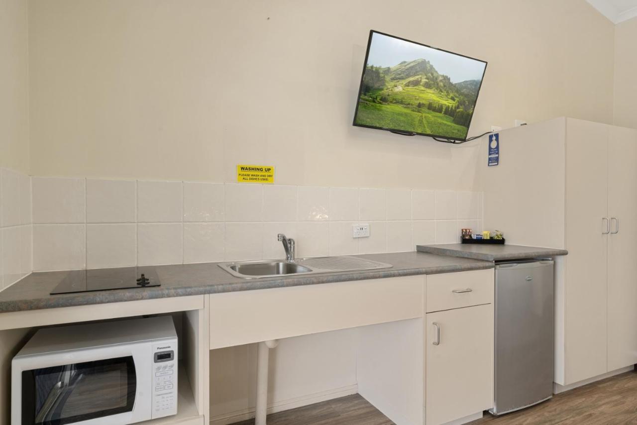 Caboolture Central Motor Inn, Sure Stay Collection By BW Exterior foto
