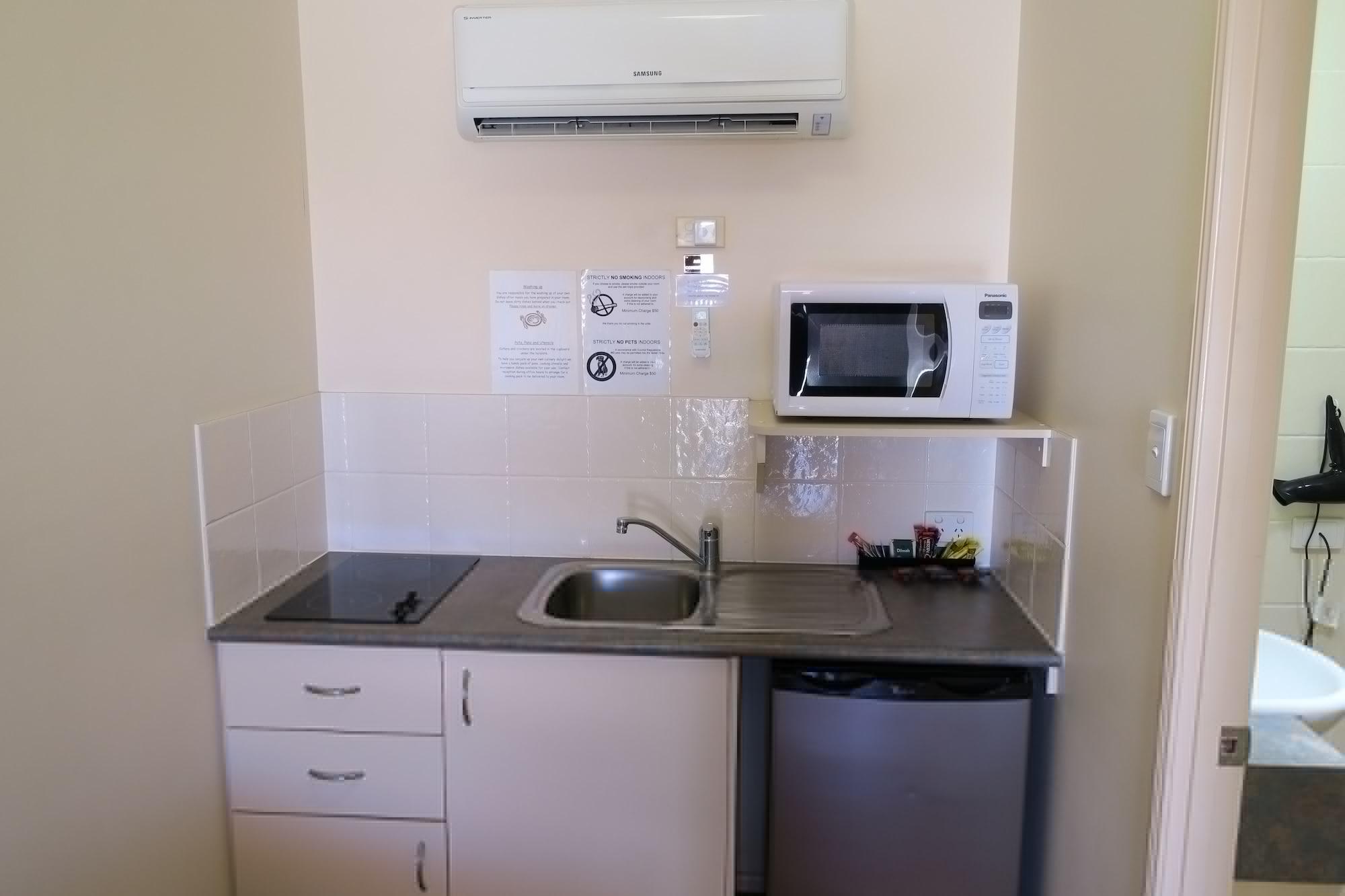 Caboolture Central Motor Inn, Sure Stay Collection By BW Exterior foto
