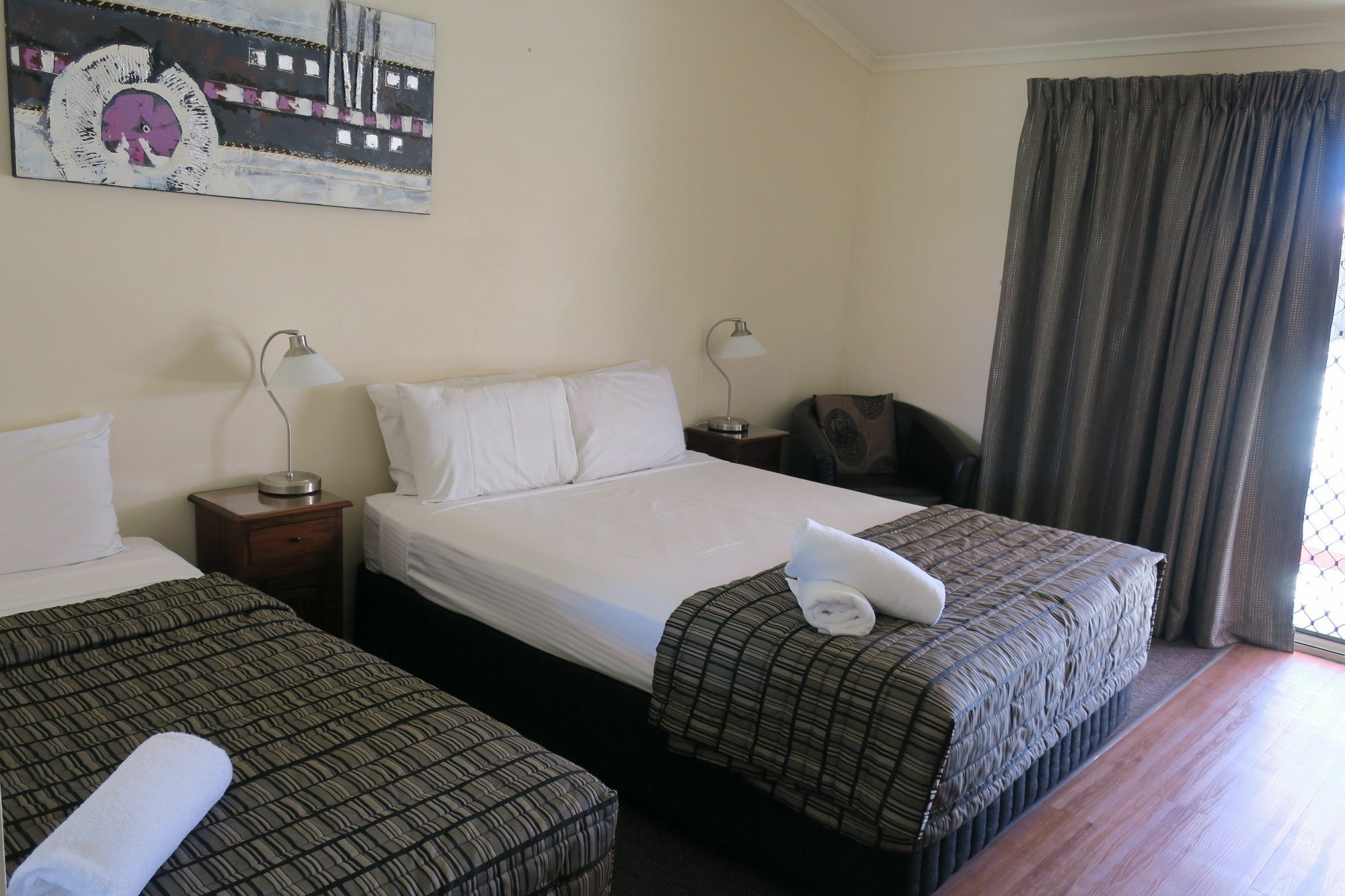 Caboolture Central Motor Inn, Sure Stay Collection By BW Exterior foto